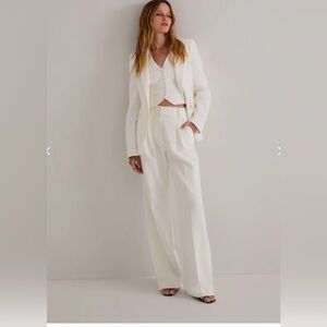 Favorite Daughter Favorite Pant Size 0 Regular length. NWT. Ivory.